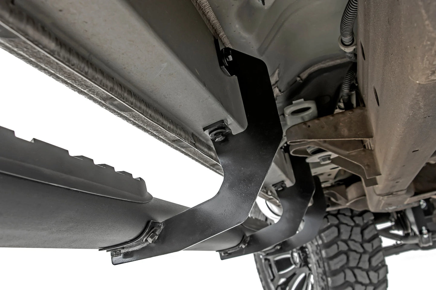 Oval Nerf Step Crew Cab | Chevy/GMC 1500/2500HD/3500HD (19-25)