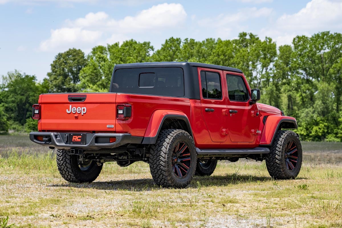 2.5 INCH LEVELING KIT JEEP GLADIATOR JT 4WD (2020-2023)