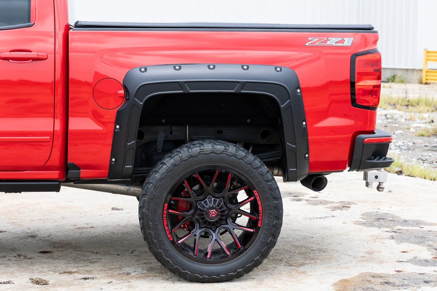POCKET FENDER FLARES 6'7"/8' BED | CHEVY SILVERADO 1500 (07-13)/2500 HD/3500 HD (07-14)