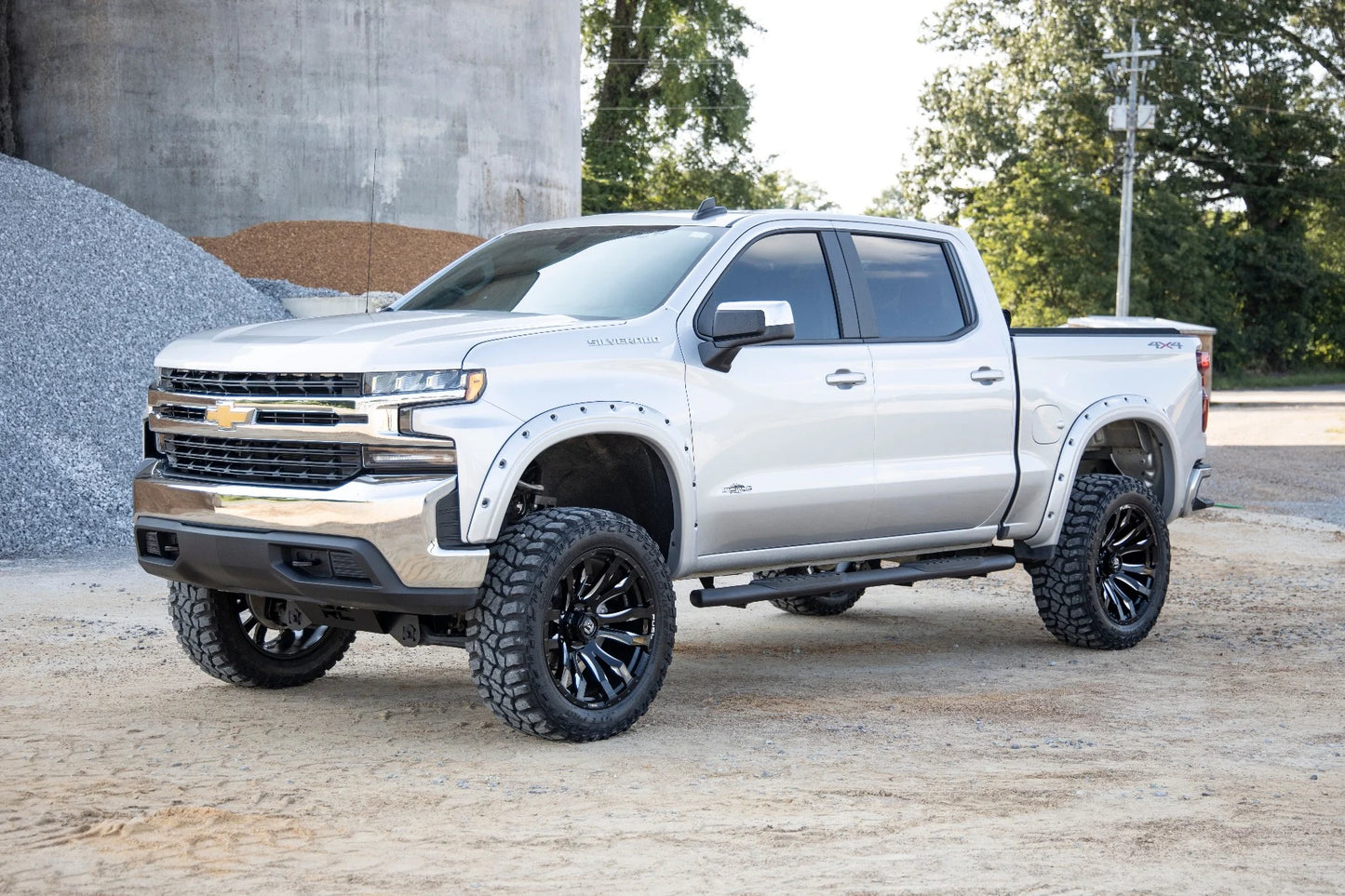 Oval Nerf Step Crew Cab | Chevy/GMC 1500/2500HD/3500HD (19-25)
