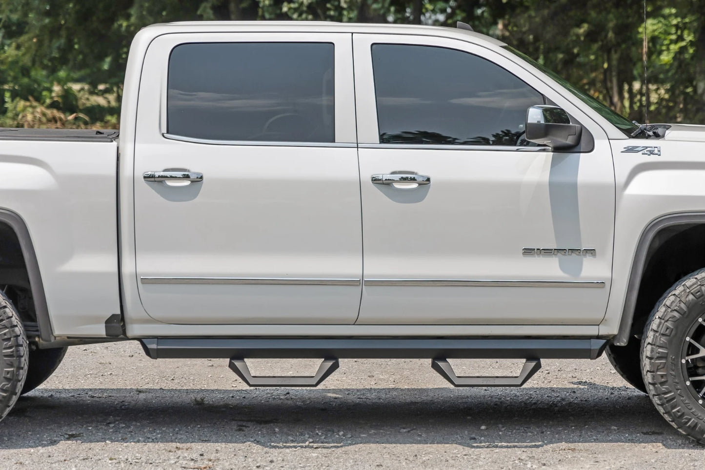 SRX2 Adj Aluminum Step Crew Cab | Chevy/GMC 1500/2500HD/3500HD (07-18 & Classic)