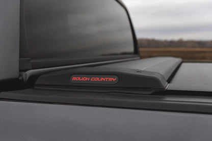 RETRACTABLE BED COVER 5'7" BED | TOYOTA TUNDRA 2WD/4WD (2007-2021)