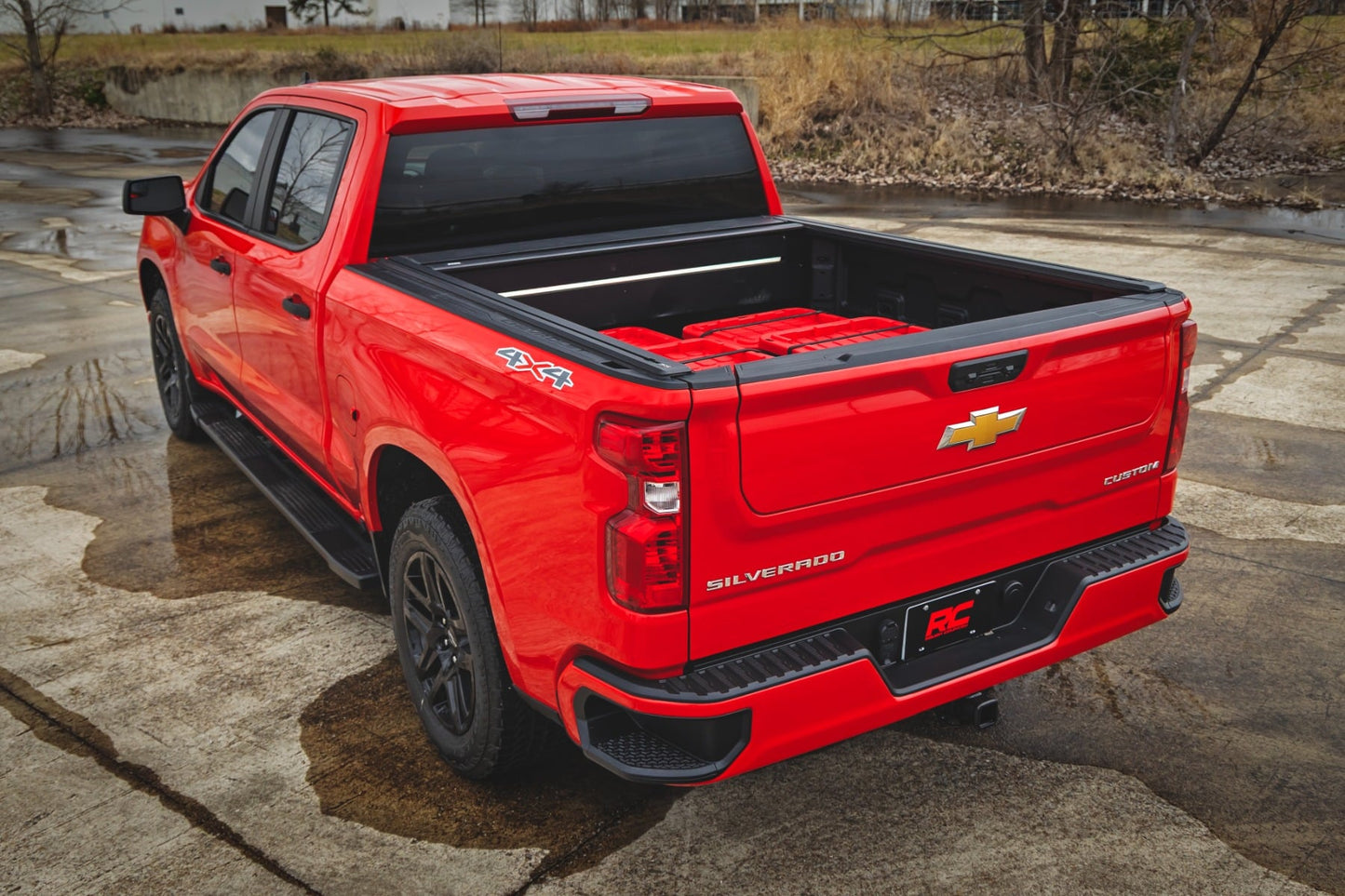 POWERED RETRACTABLE BED COVER 5'10" BED | CHEVY/GMC SIERRA 1500 (19-26)/SILVERADO 1500 (19-26)
