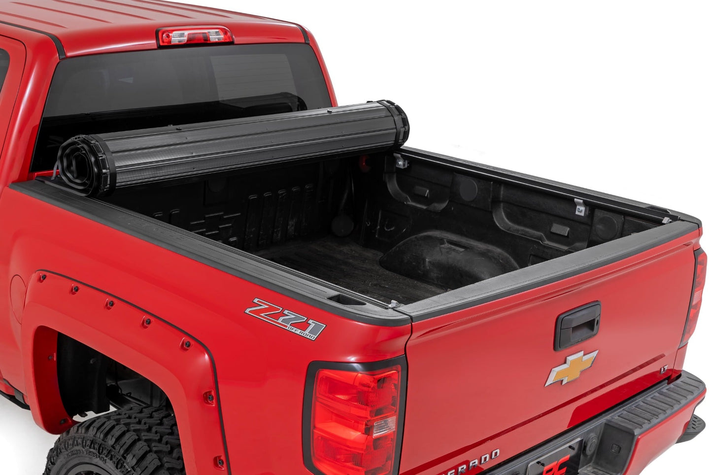 HARD ROLL UP BED COVER 5'9" BED | CHEVY/GMC 1500 (14-18 & CLASSIC)