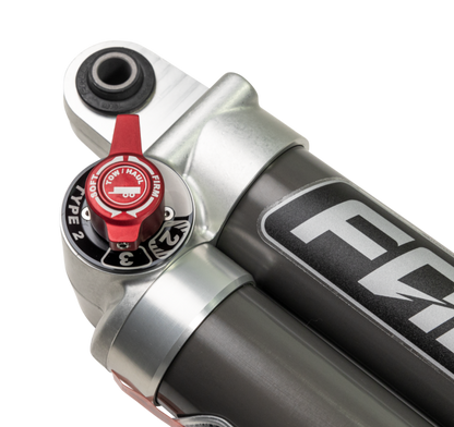 3'' SST2.1 LIFT KIT WITH FABRICATED CONTROL ARMS AND FALCON 2.1 SHOCKS- GM SILVERADO / SIERRA 2500HD/3500HD 2011-2019