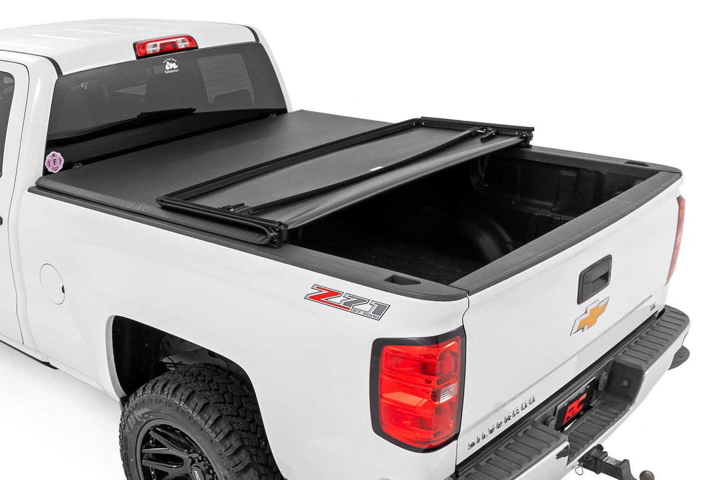 Soft Tri-Fold Bed Cover Chevy/GMC 1500 (2014-2018)