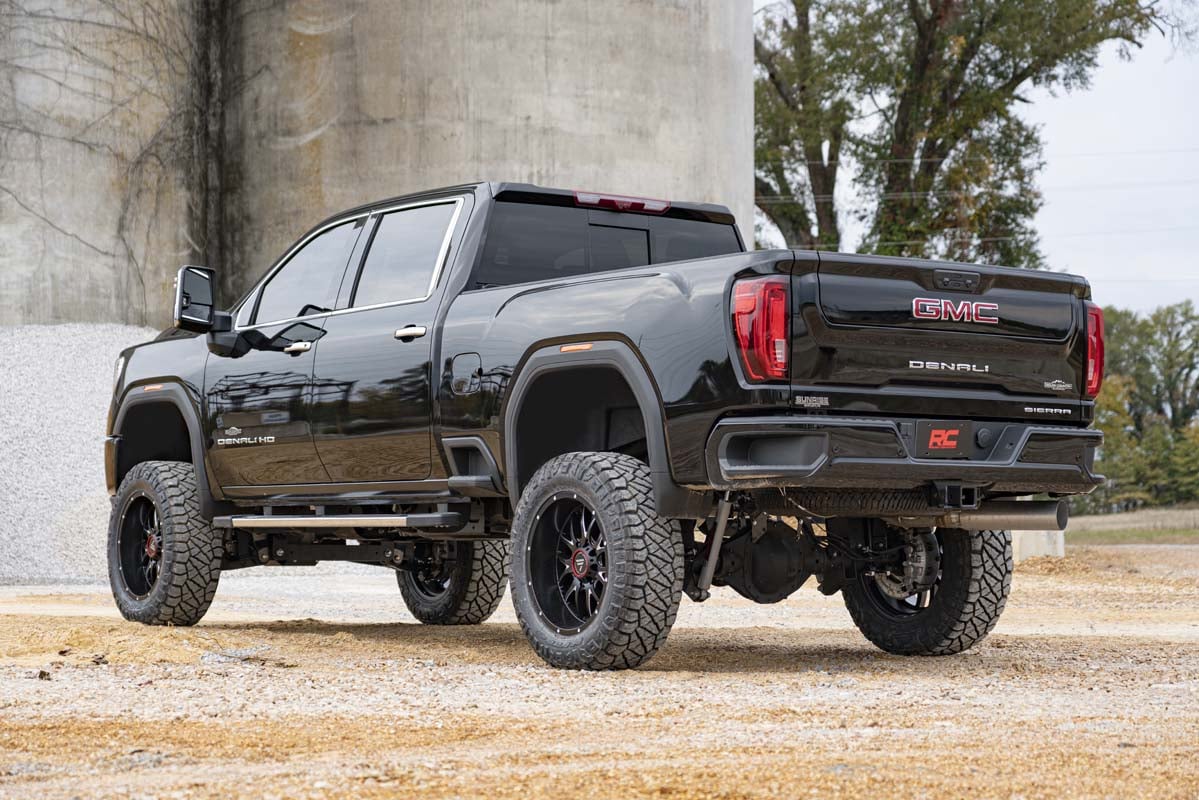 7 INCH LIFT KIT CHEVY/GMC 4WD 2500HD (20-24)