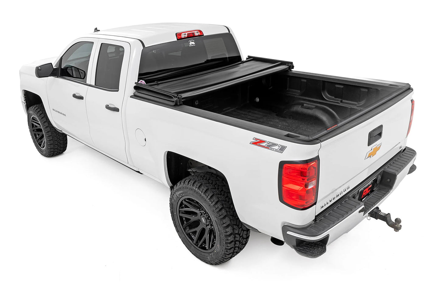 Soft Tri-Fold Bed Cover Chevy/GMC 1500 (2014-2018)