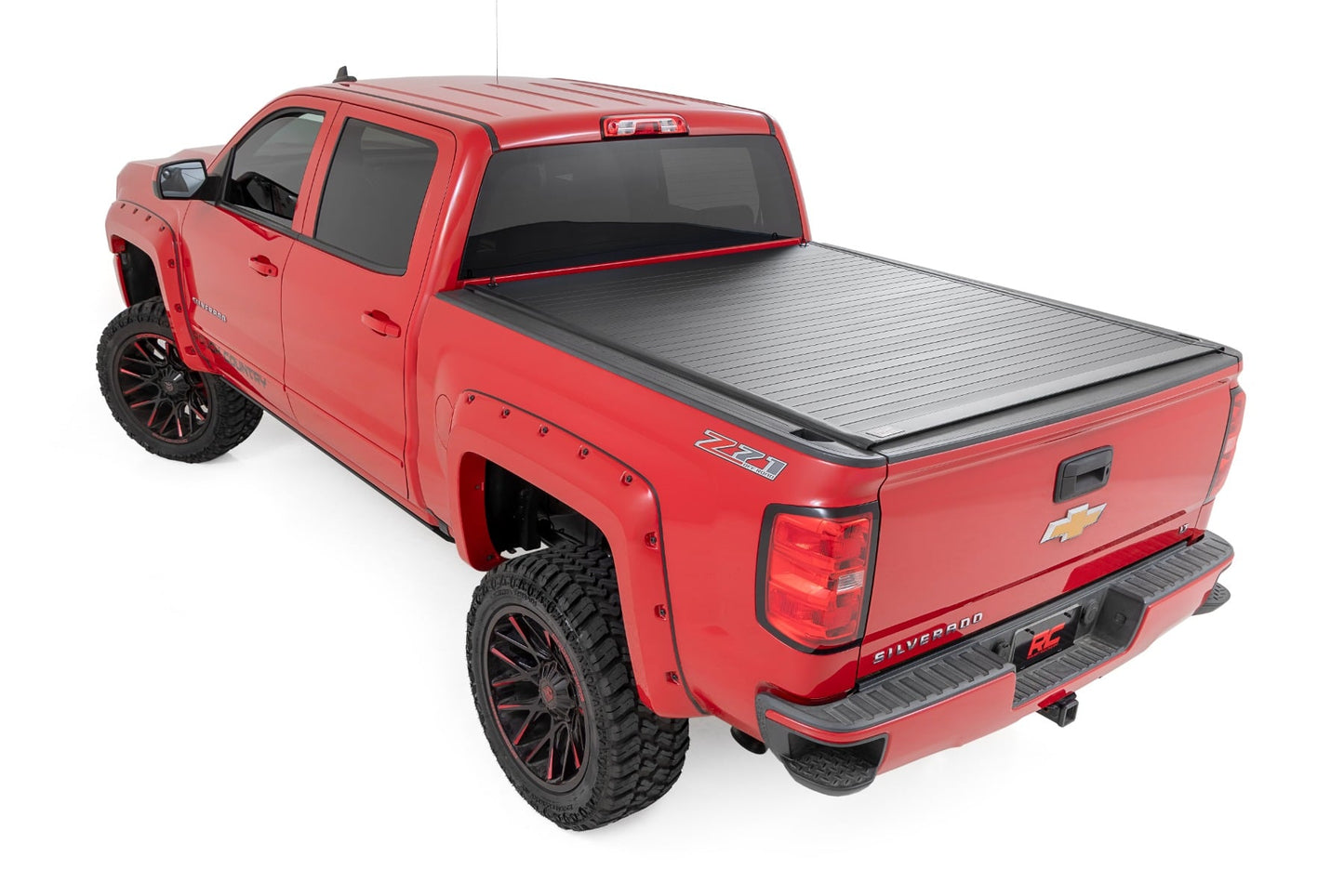 HARD ROLL UP BED COVER 5'9" BED | CHEVY/GMC 1500 (14-18 & CLASSIC)