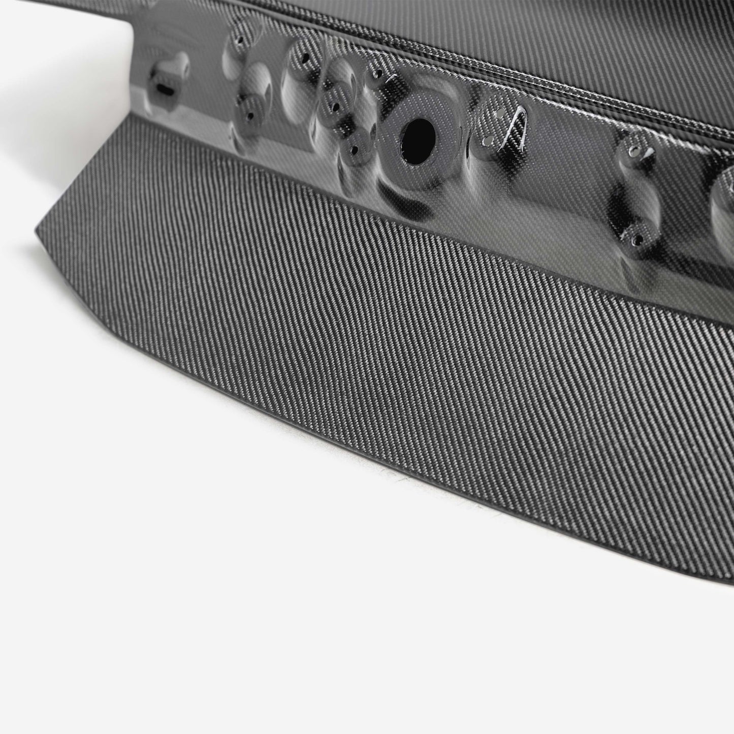 TYPE-OE CARBON FIBER DECKLID FOR 2024 FORD MUSTANG