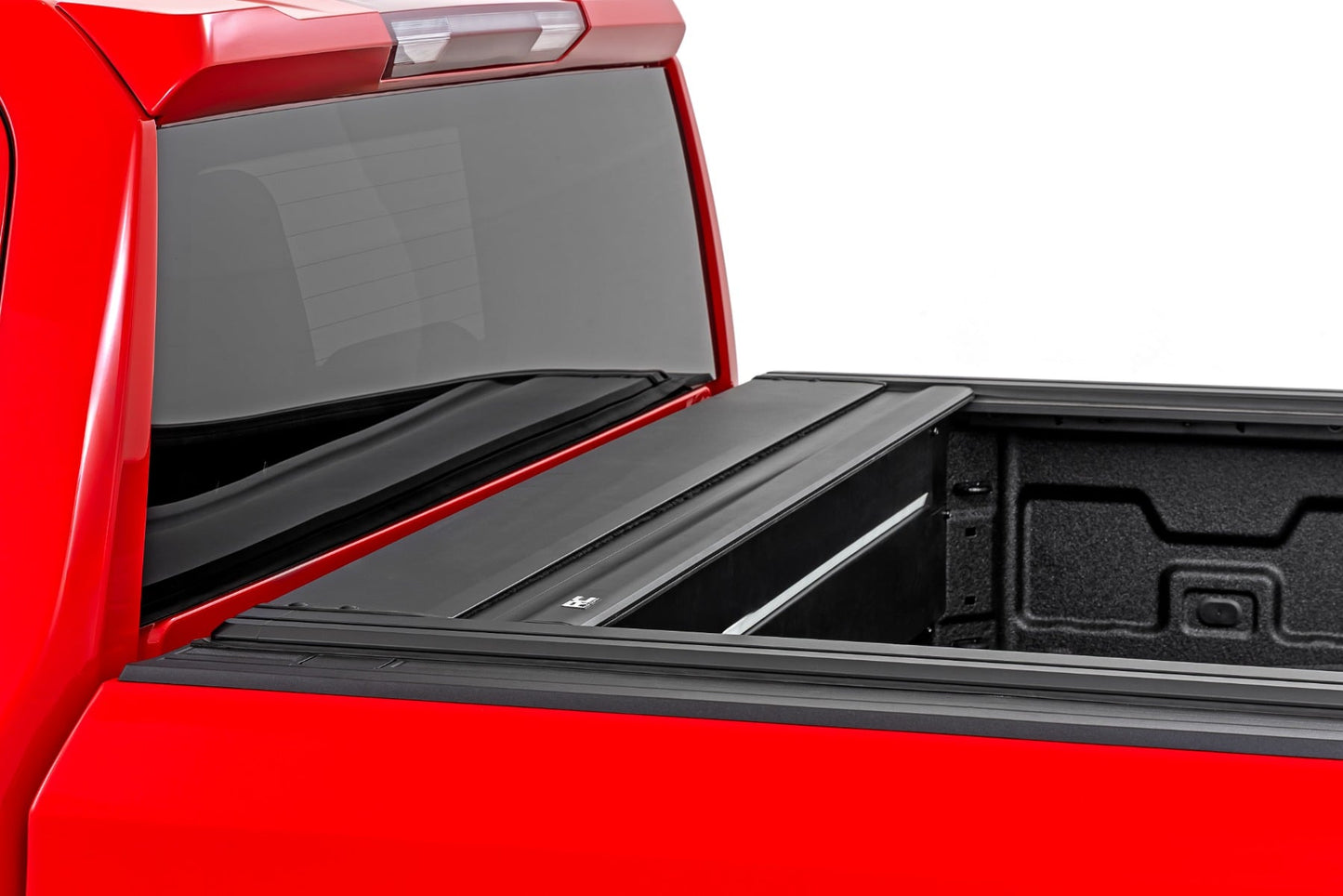 POWERED RETRACTABLE BED COVER 5'10" BED | CHEVY/GMC SIERRA 1500 (19-26)/SILVERADO 1500 (19-26)