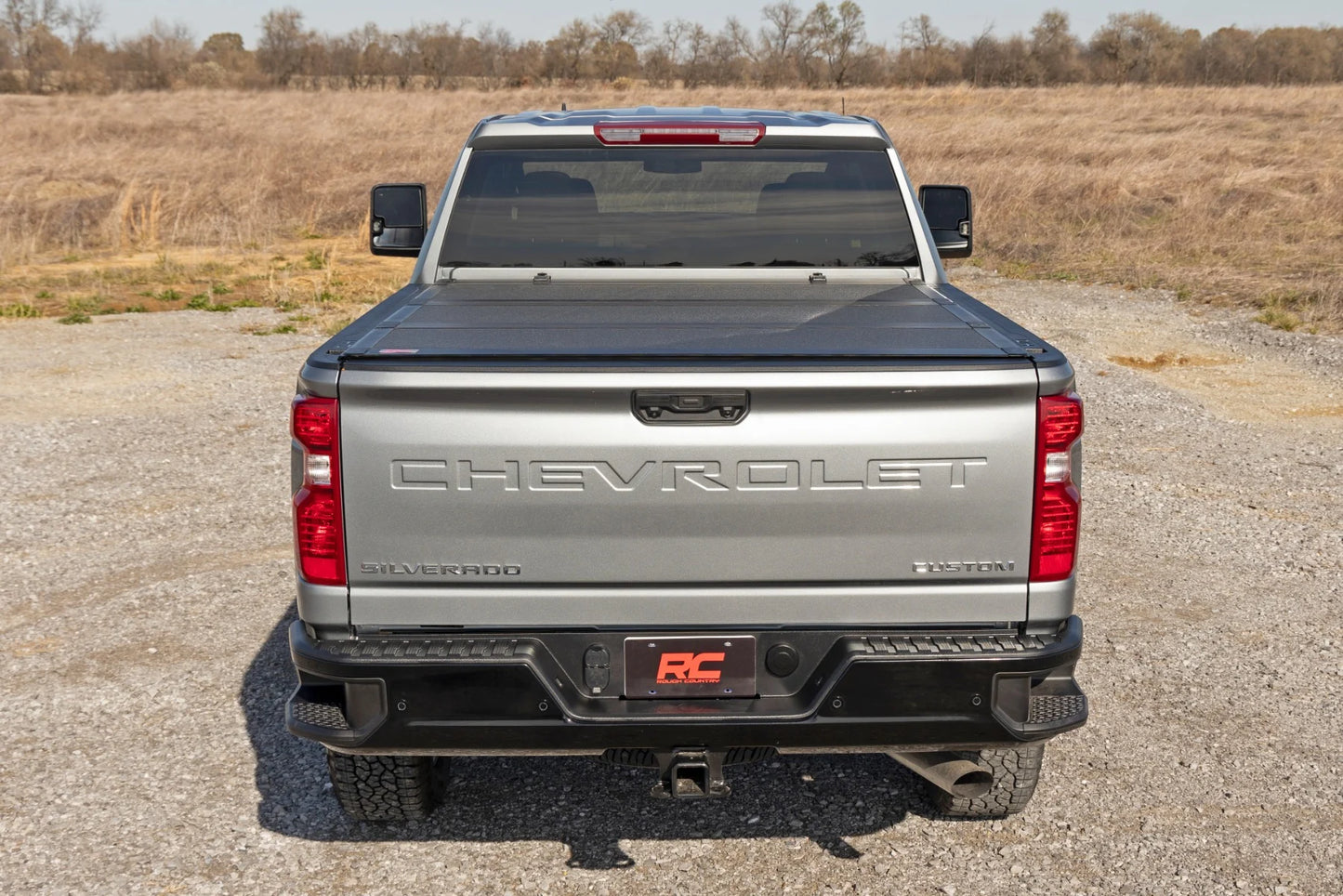 HARD TRI-FOLD FLIP UP BED COVER 6'9" BED | CHEVY/GMC 2500HD (20-25)