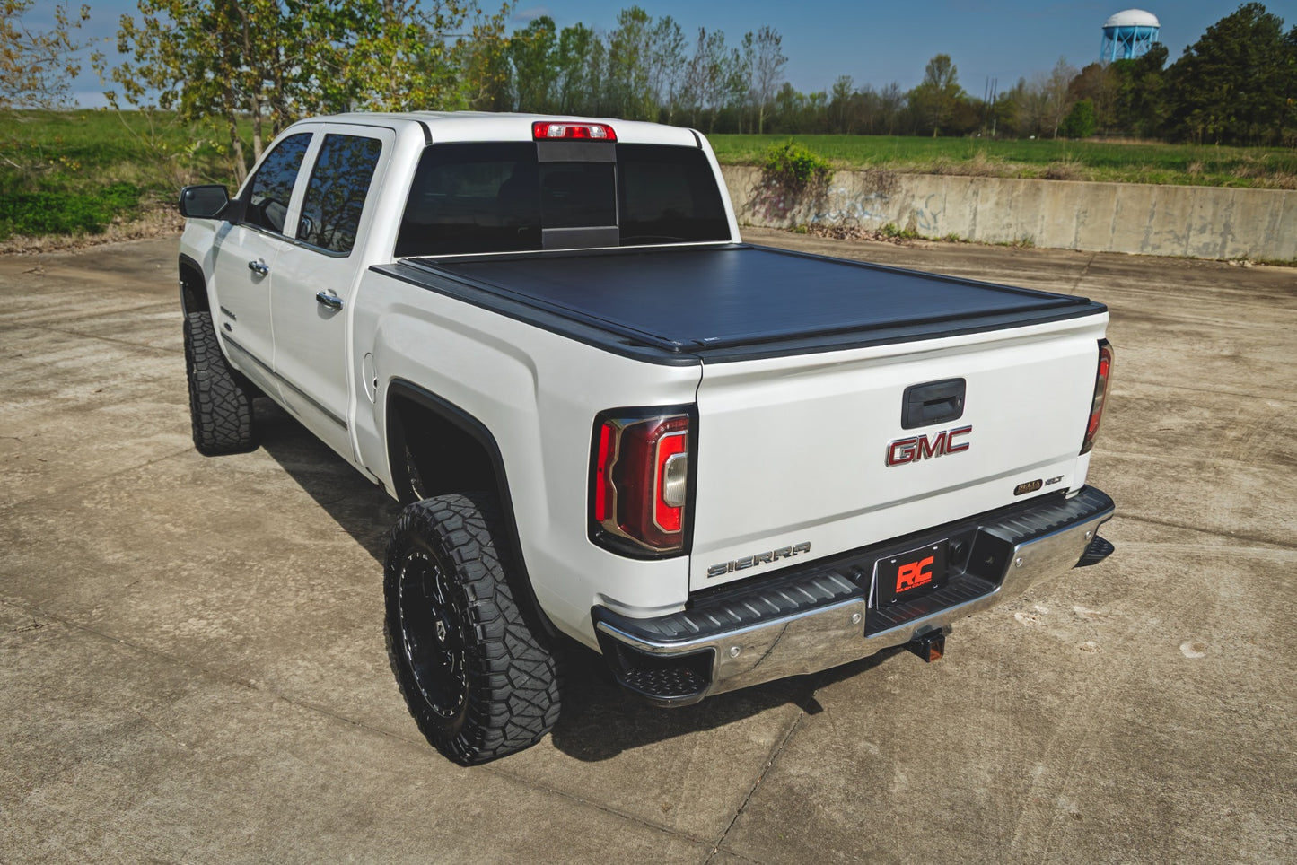 POWERED RETRACTABLE BED COVER CHEVY/GMC 1500 (14-18)/2500HD/3500HD (14-19)
