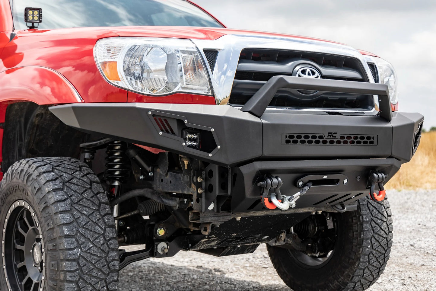 FRONT BUMPER TOYOTA TACOMA 2WD/4WD (2005-2011)