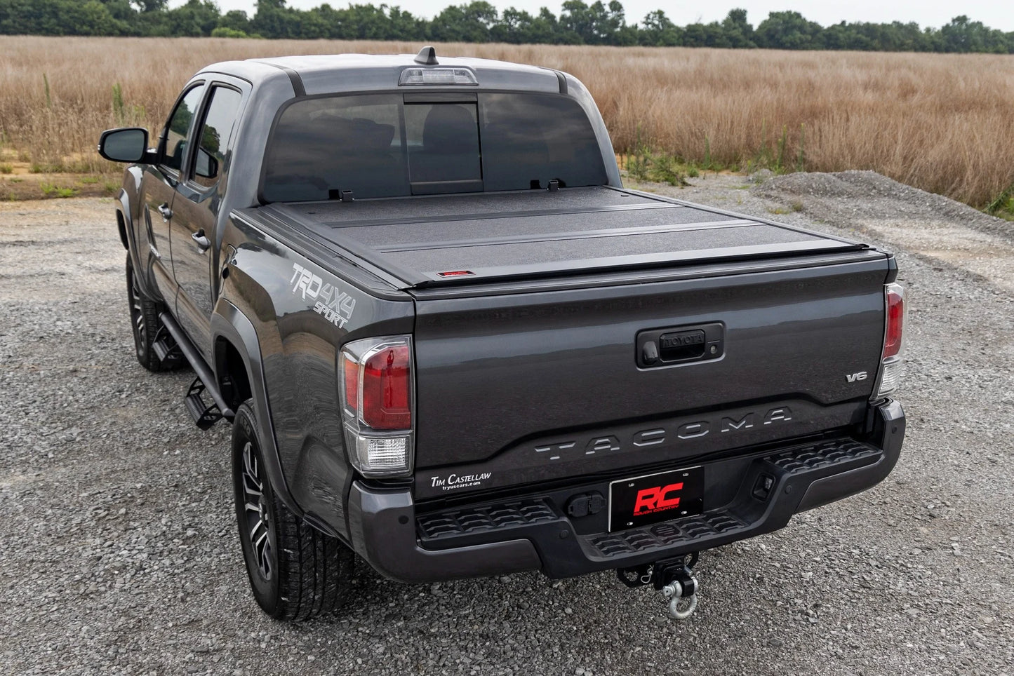 HARD LOW PROFILE BED COVER TOYOTA TACOMA 2WD/4WD (16-23)