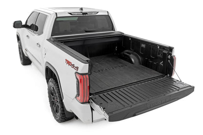 RETRACTABLE BED COVER 5'7" BED | TOYOTA TUNDRA 2WD/4WD (22-23)