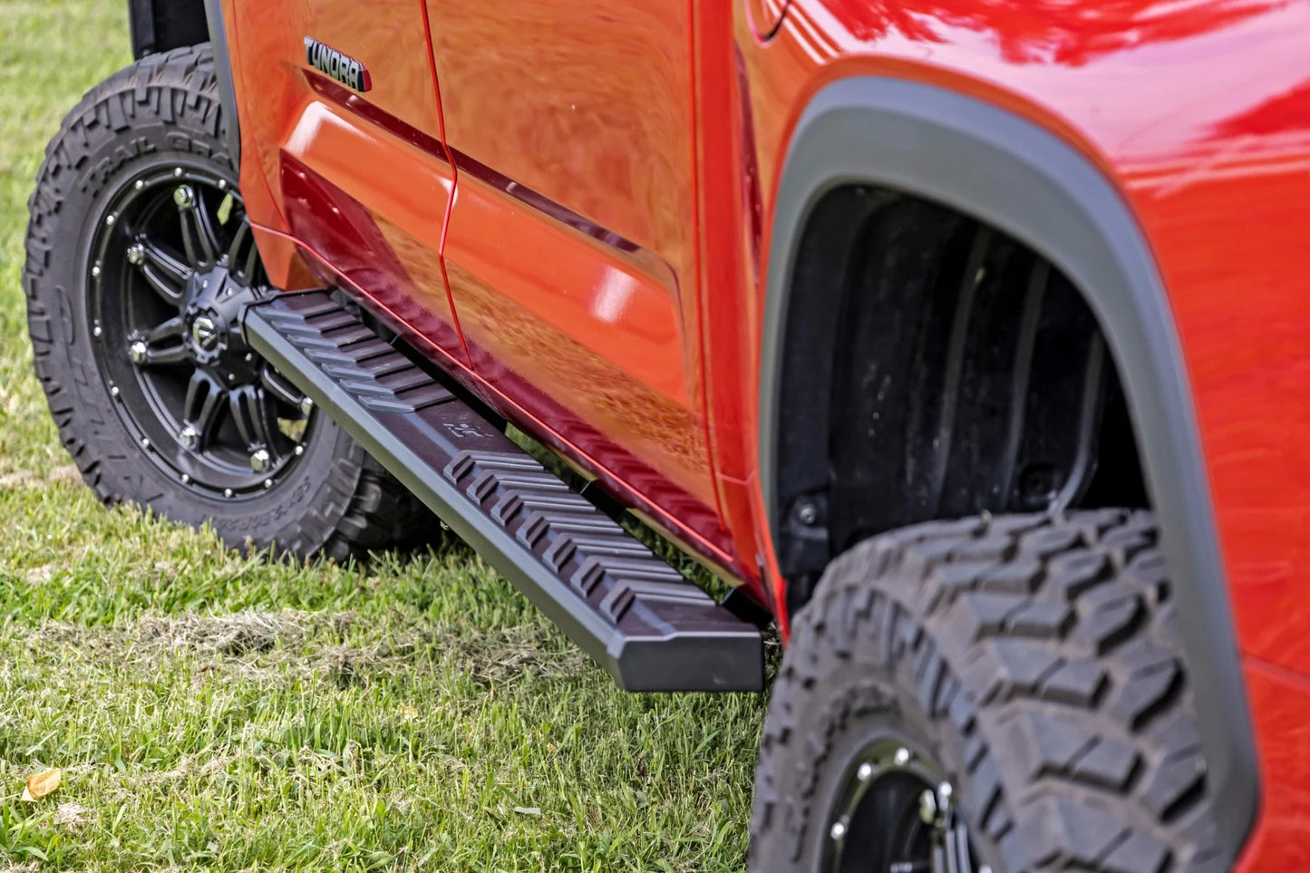 BA2 RUNNING BOARDS SIDE STEP BARS | TOYOTA TUNDRA 2WD/4WD (22-24)