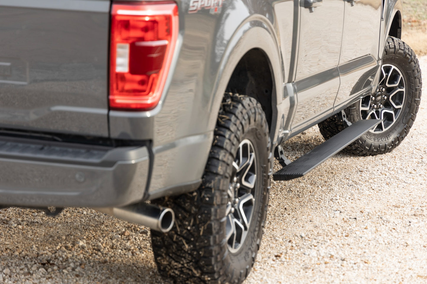 POWER RUNNING BOARDS DUAL ELECTRIC MOTOR | FORD F-150/RAPTOR/SUPER DUTY (15-24)