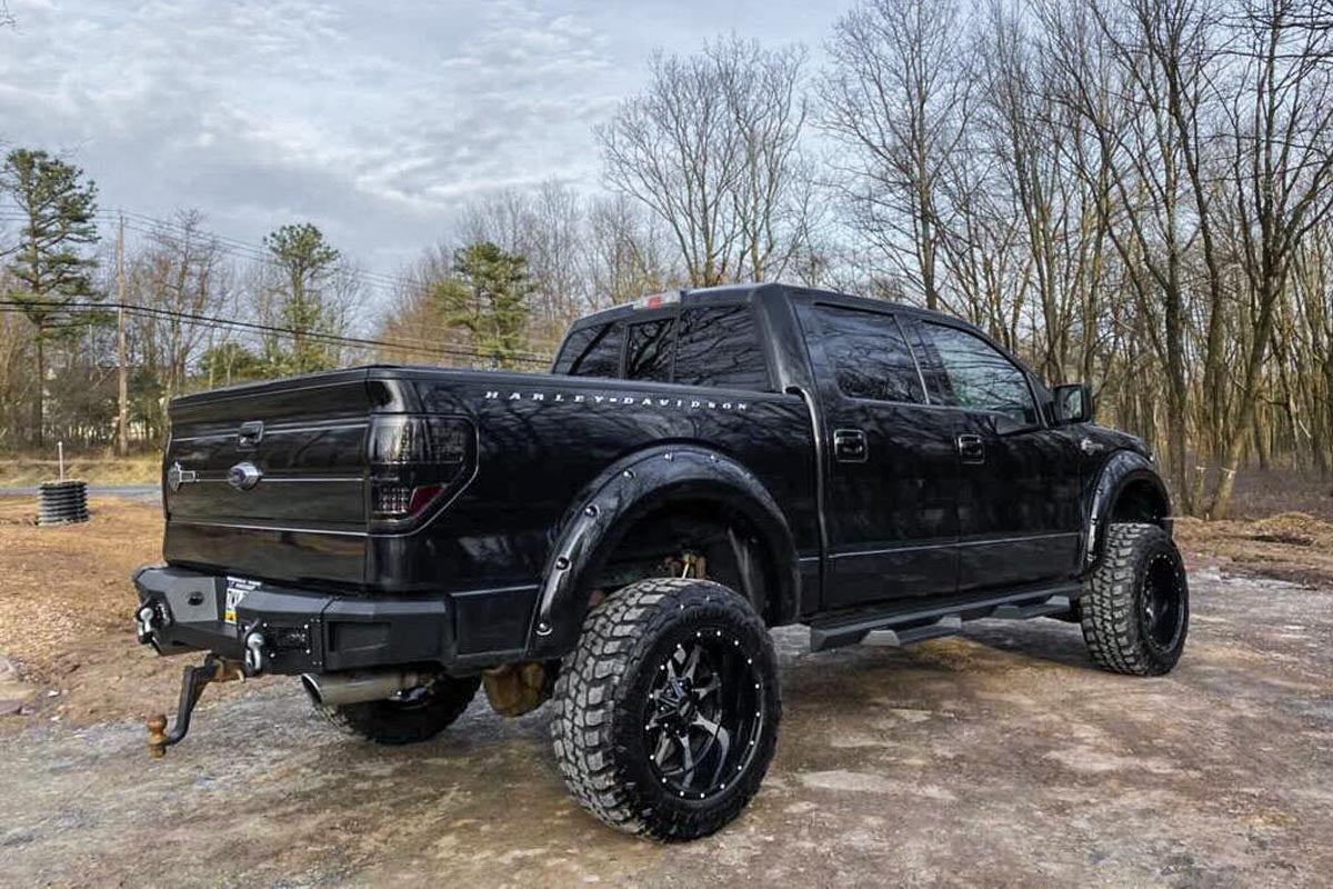 6 INCH LIFT KIT FORD F-150 4WD (2014)